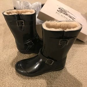 Patent black Burberry boots size 35
